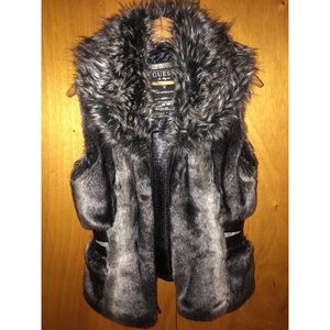 Faux fur GUESS brand vest in EXCELLENT condition
